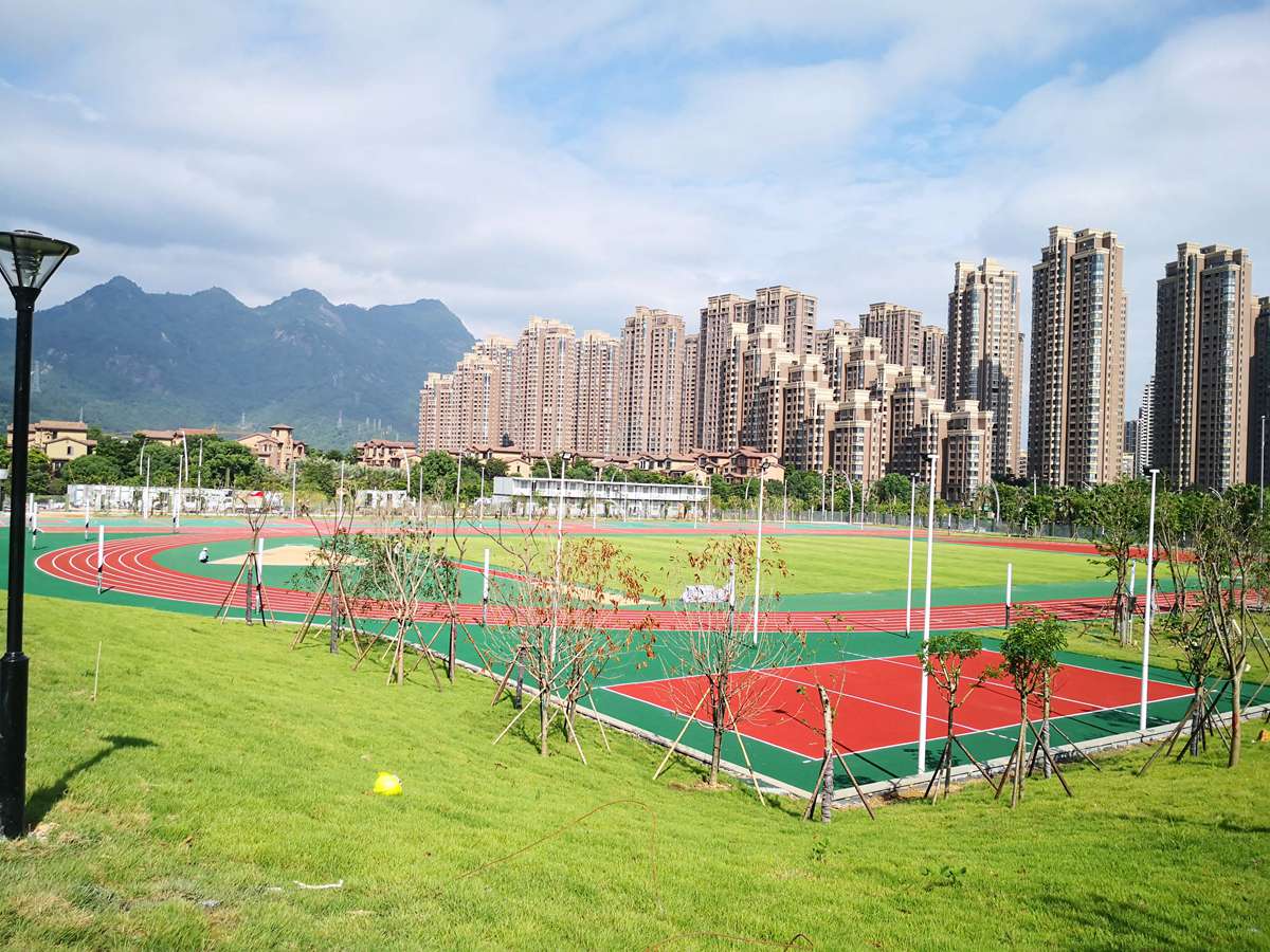 案例 | 新校园，新场地，福州高新区第三中心小学完成跑道球场建成